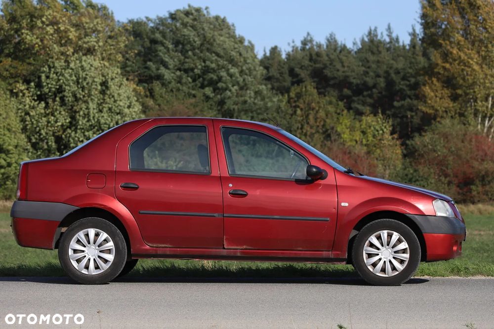 Dacia Logan MCV 1.6 Laureate - 1