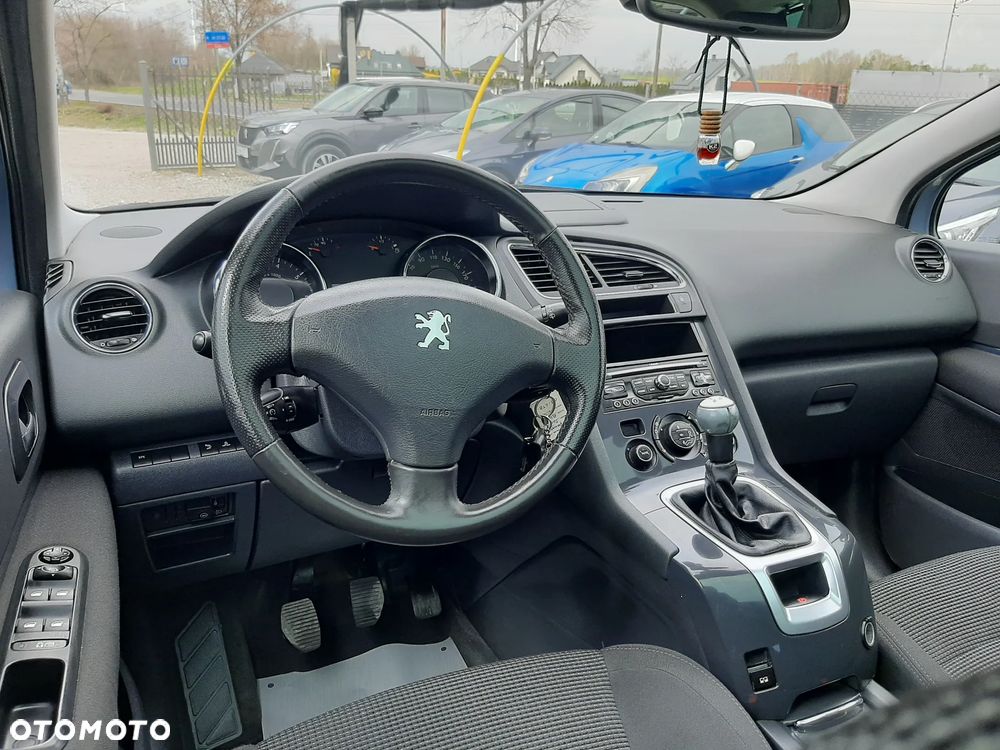 Peugeot 5008 1.6 Access 7os - 21