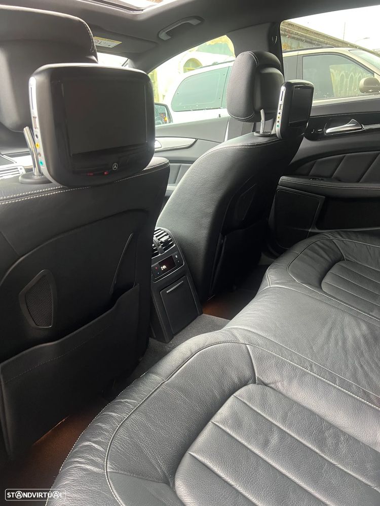 Mercedes-Benz CLS 500 4Matic 7G-TRONIC - 22