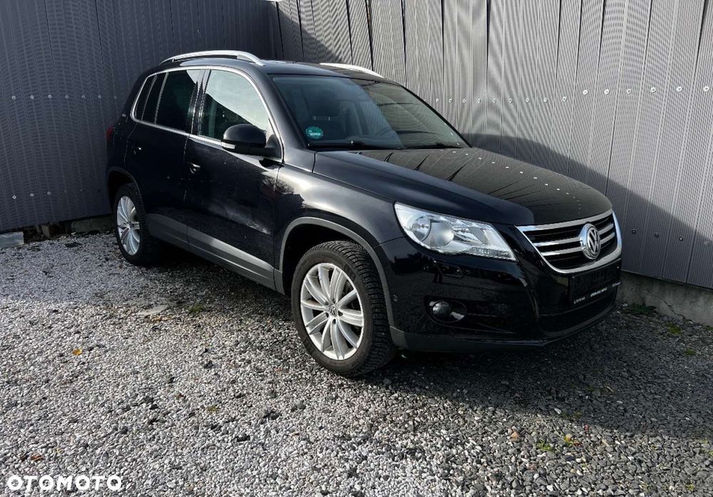 Volkswagen Tiguan - 2