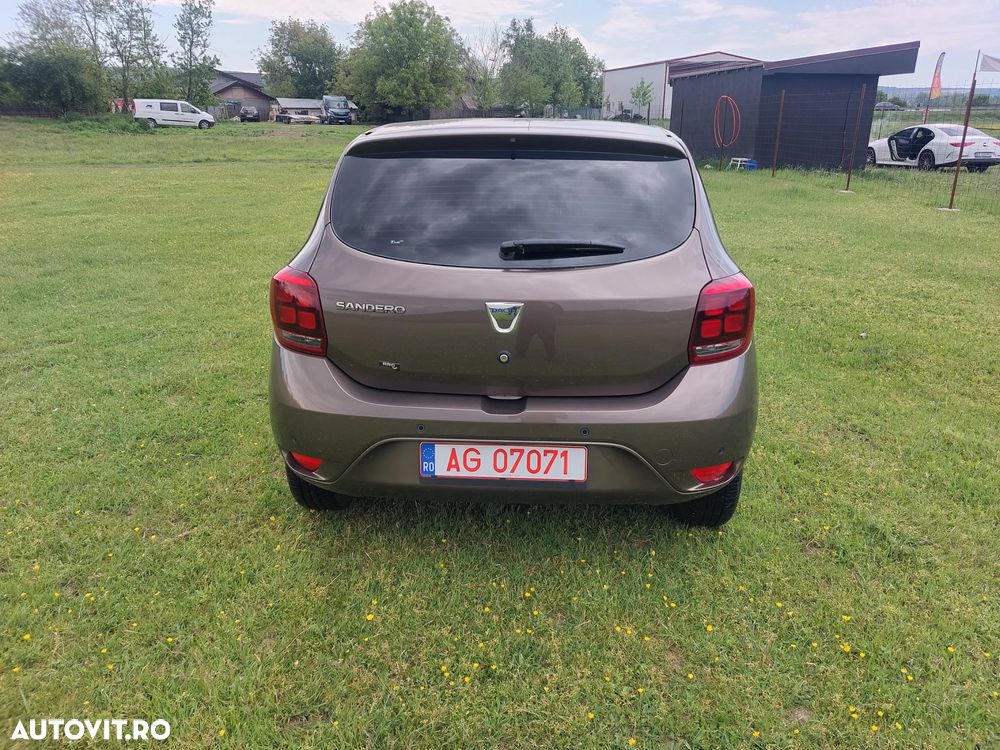 Dacia Sandero 0.9 TCe Laureate - 13