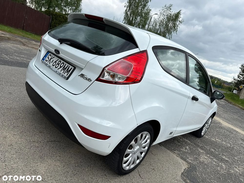 Ford Fiesta - 23