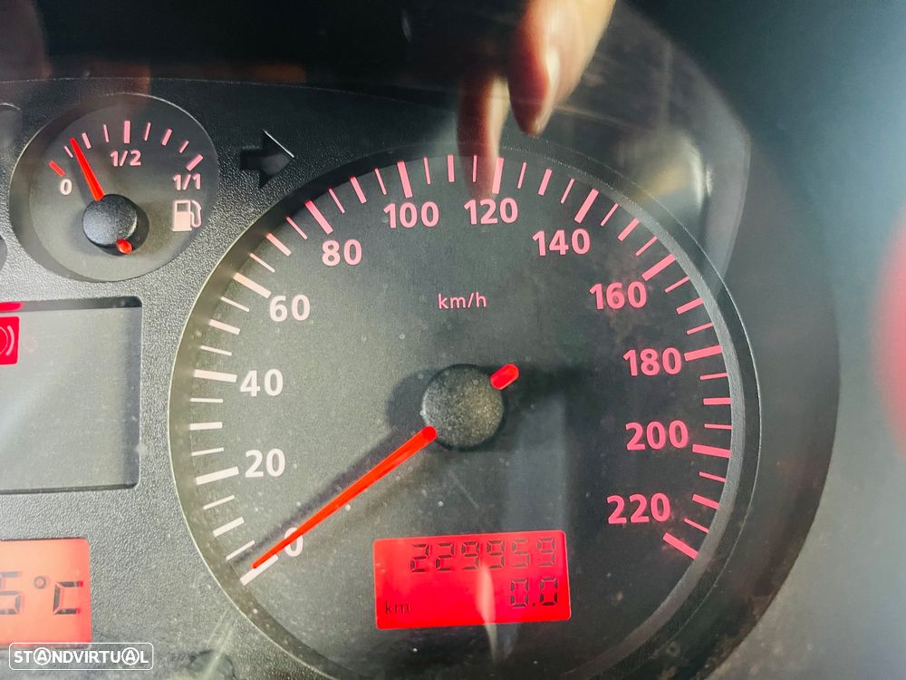 SEAT Ibiza 1.9 TDi Latino - 8