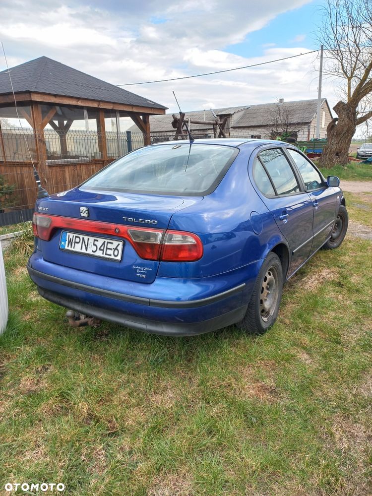 Seat Toledo - 3