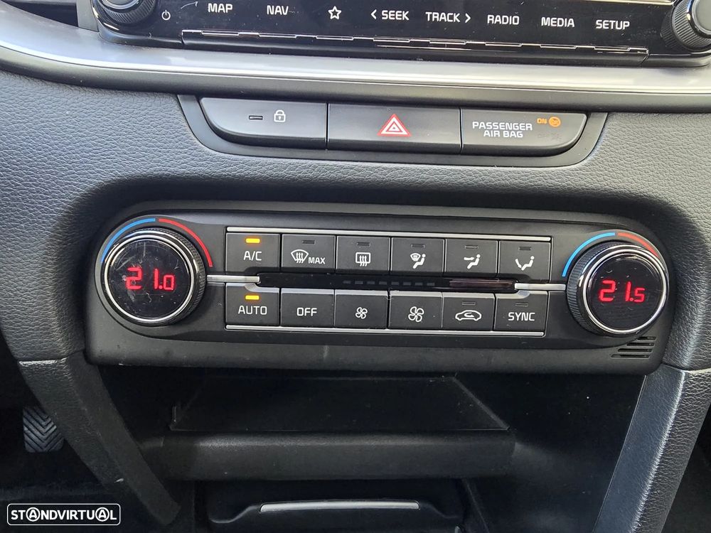 Kia XCeed 1.0 T-GDI Dynamic - 24