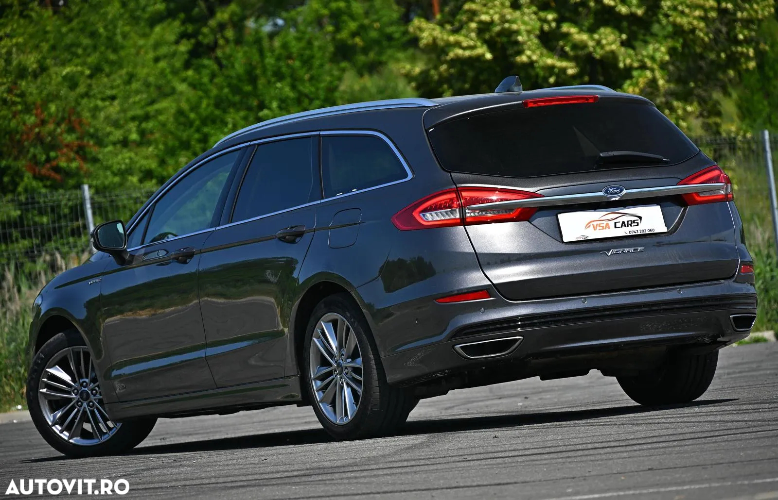 Ford Mondeo 2.0 TDCi Aut. AWD Vignale - 4