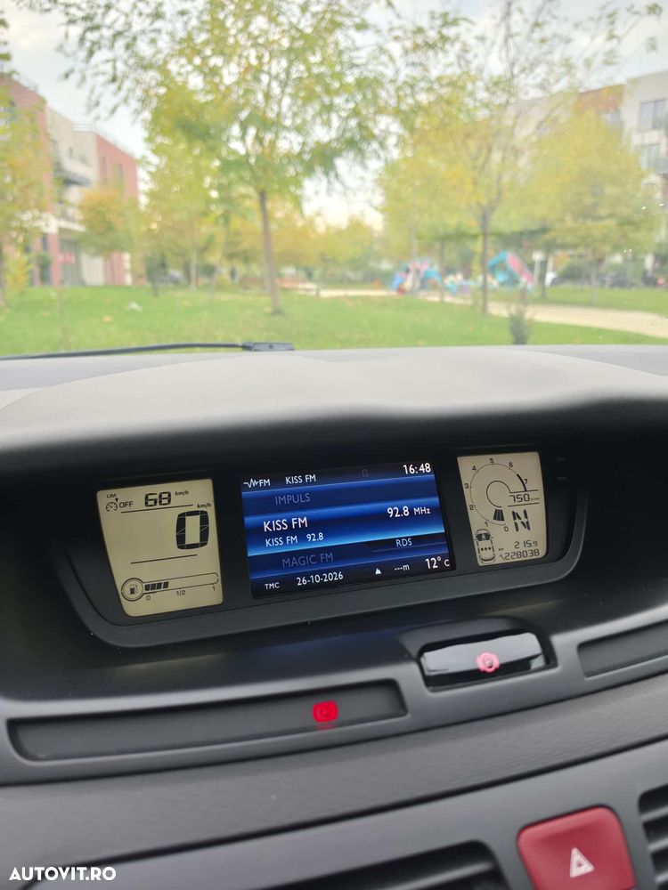 Citroën C4 Picasso - 9