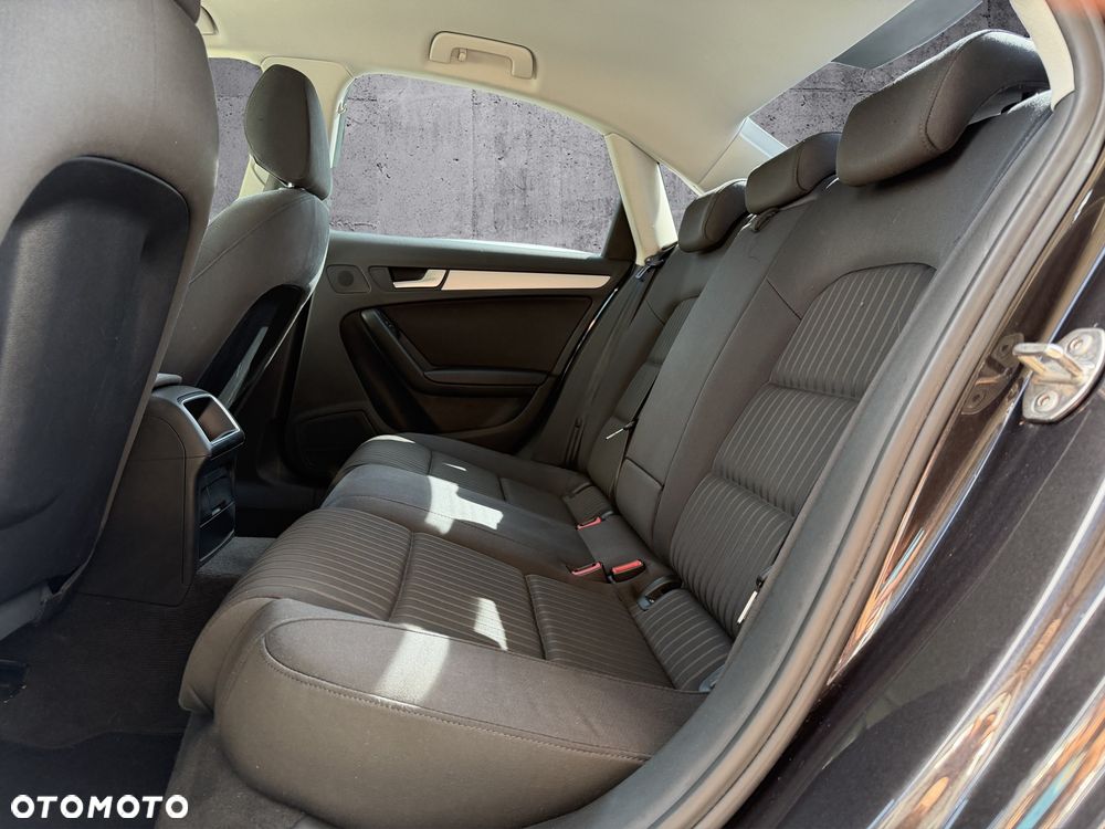 Audi A4 Limousine 1.8 TFSI Ambiente - 15