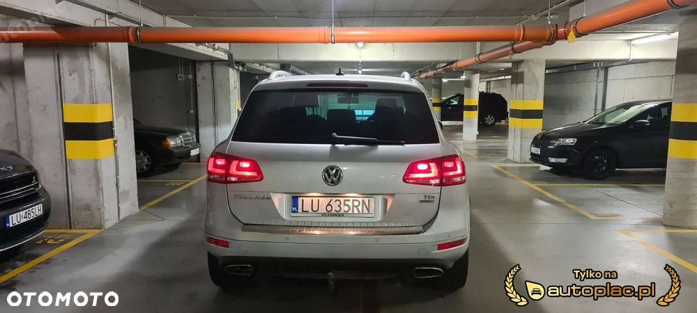 Volkswagen Touareg - 2