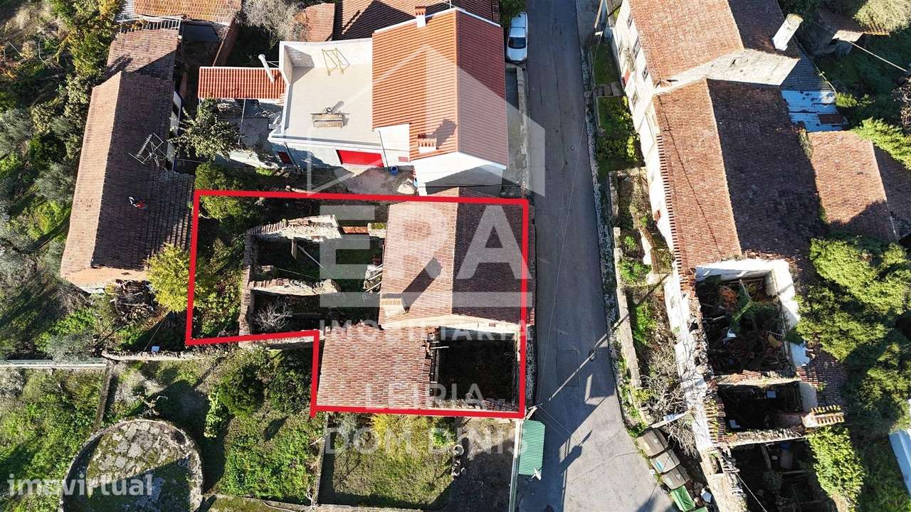 Moradia T3 isolada com jardim em Ferreira do Zêzere - Grande imagem: 4/15