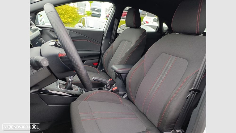 Ford Puma 1.0 EcoBoost MHEV ST-Line Aut. — fotografia 14