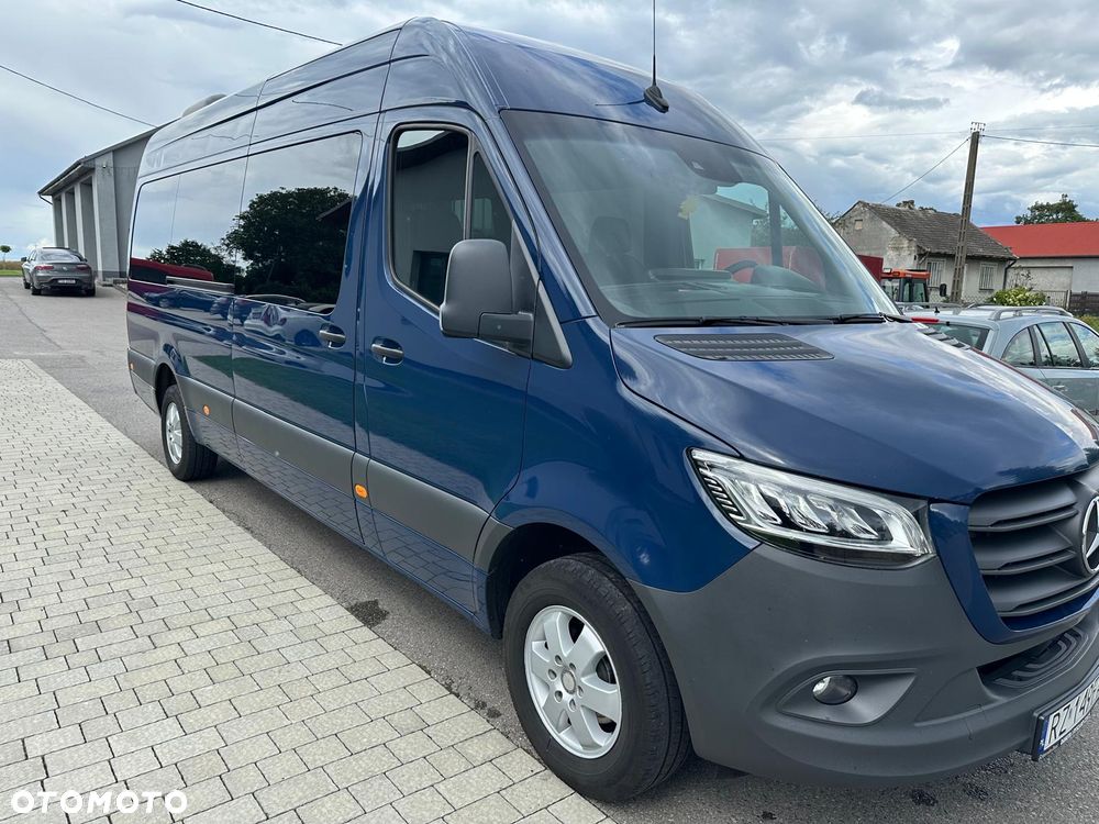 Mercedes-Benz Sprinter Lang HA 9G-TRONIC - 2