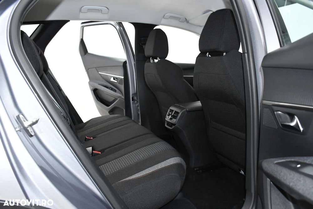 Peugeot 3008 1.2 PureTech 130 EAT8 Allure Pack - 7