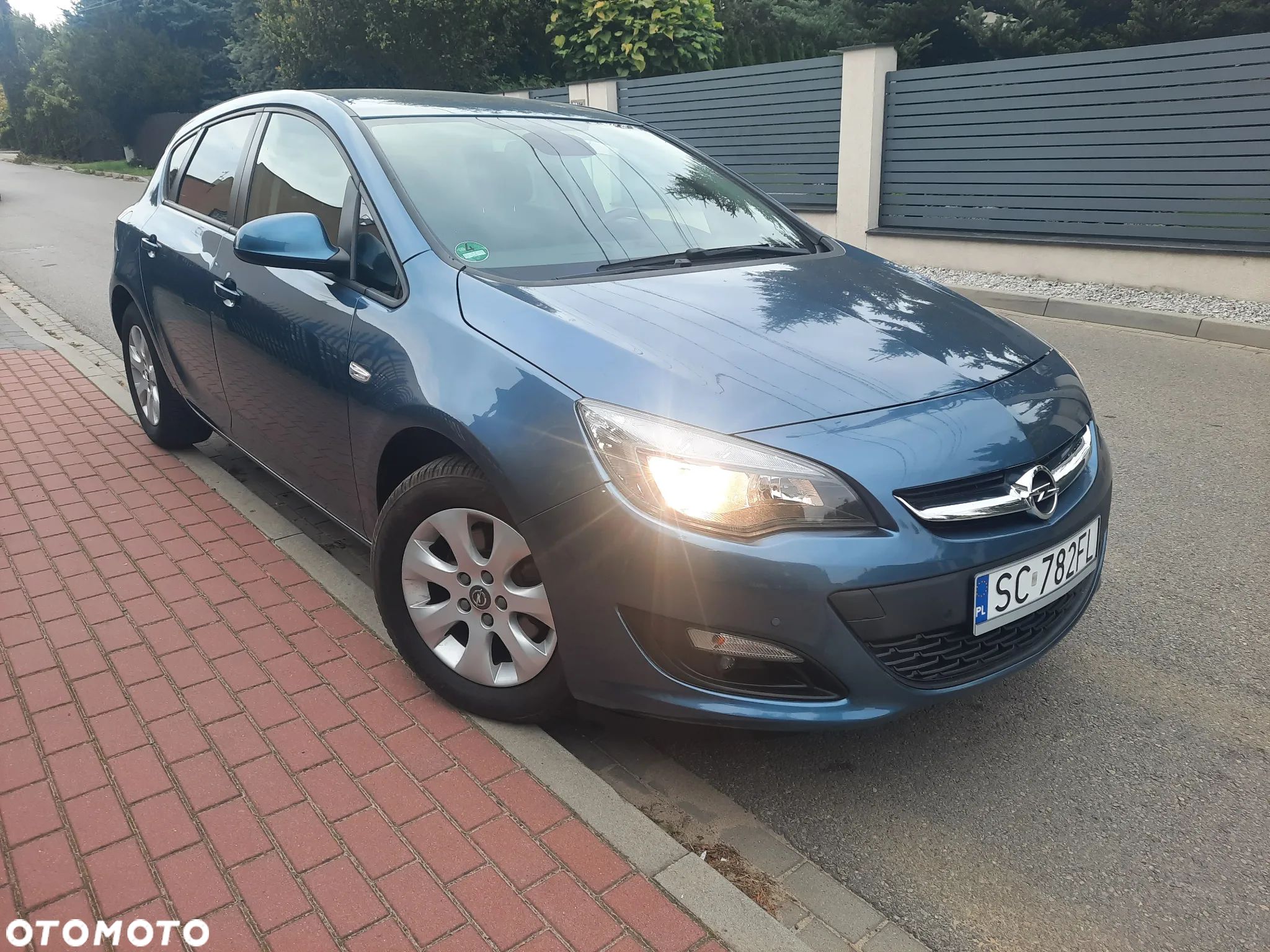 Opel Astra - 1