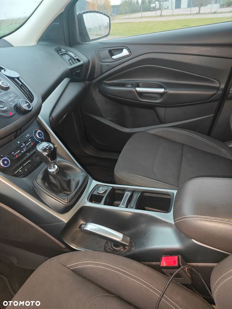 Ford Kuga 2.0 TDCi 4x4 Business Edition - 23