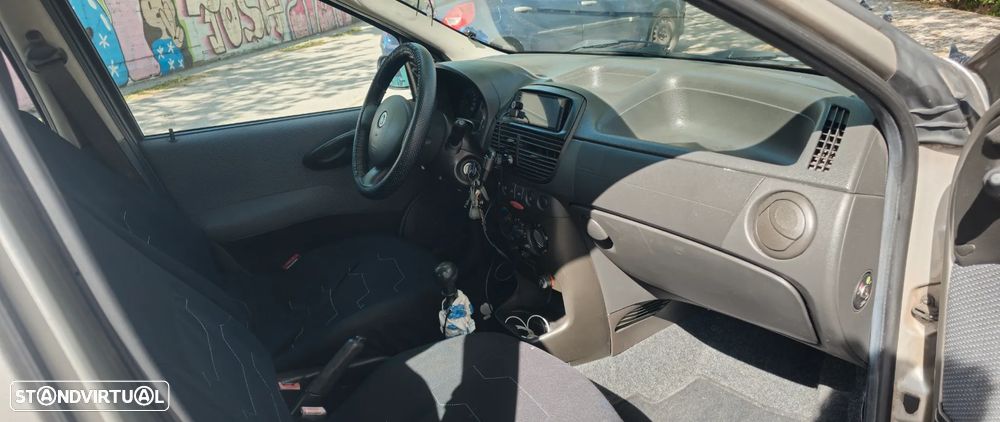 Fiat Punto 1.2 60 Dynamic - 12