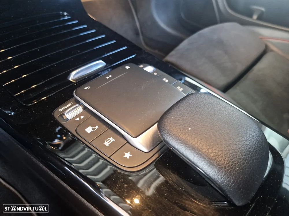 Mercedes-Benz CLA 250 e AMG Line - 10