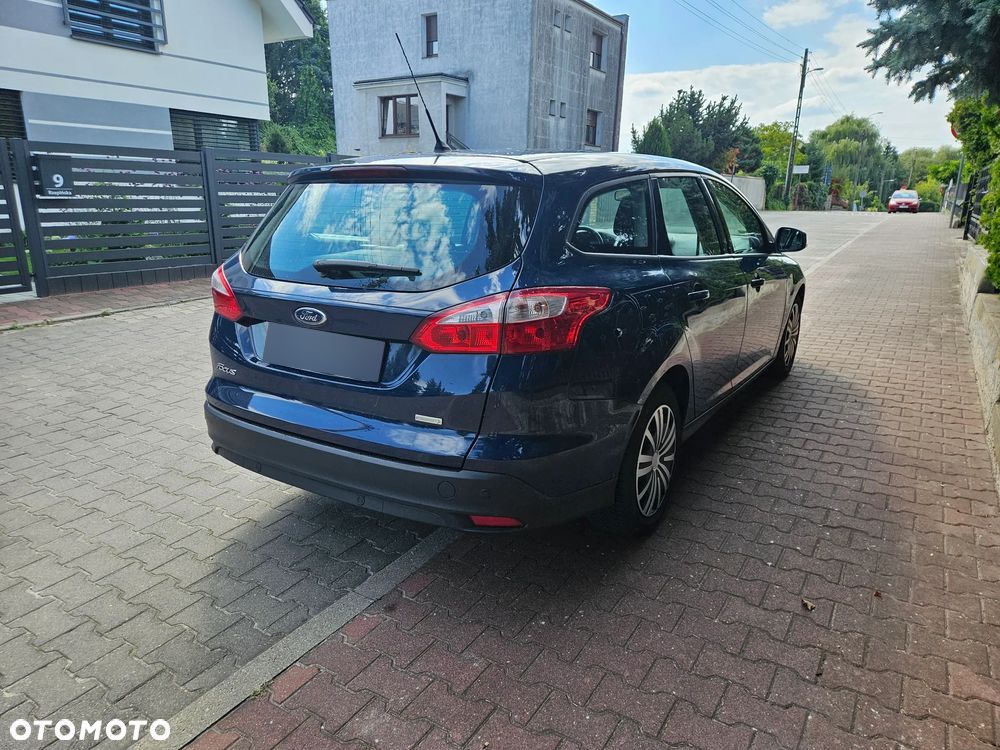 Ford Focus 1.0 EcoBoost Trend - 10