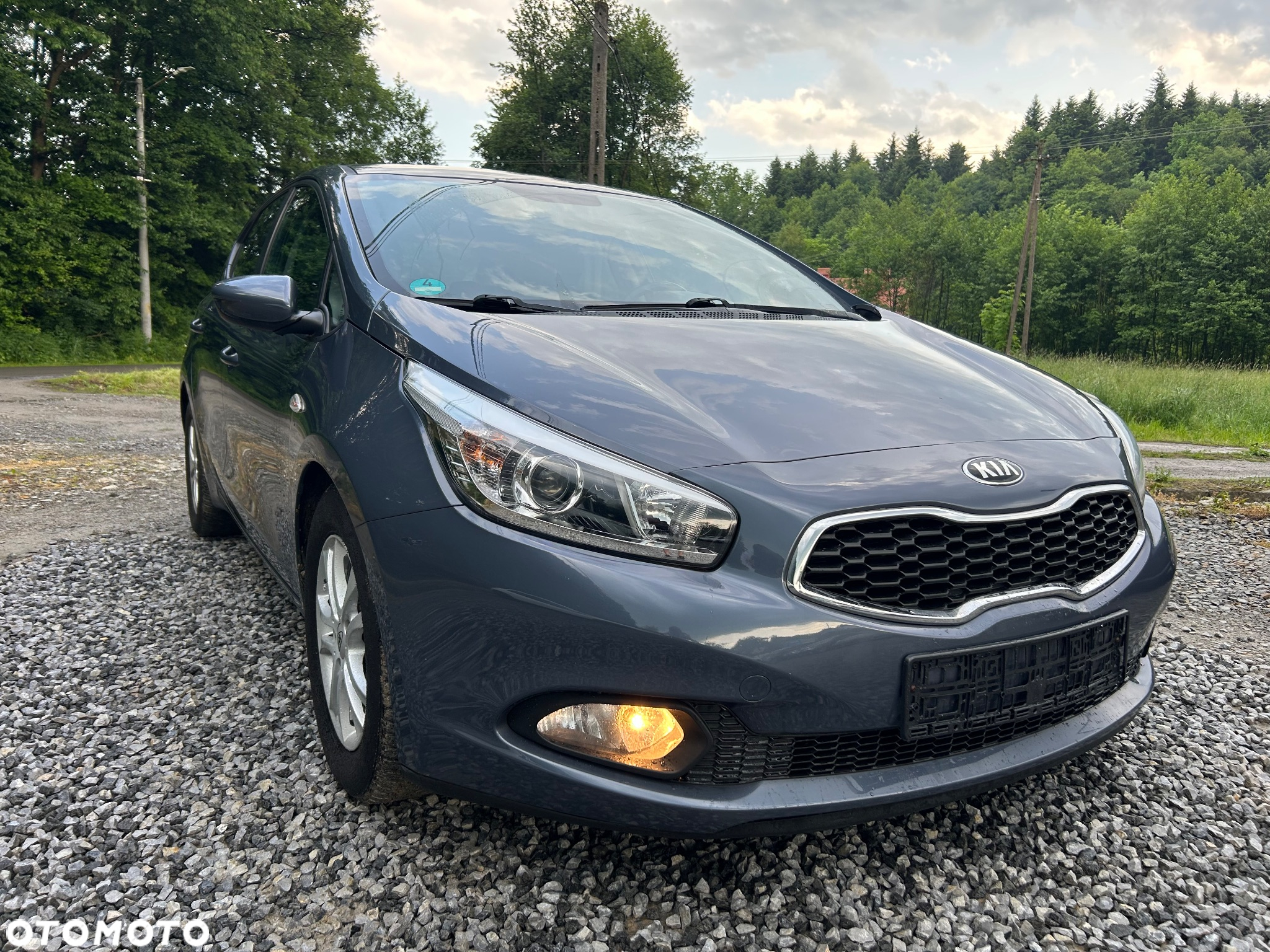 Kia Ceed 1.6 GDI ISG Dream Team Edition - 28