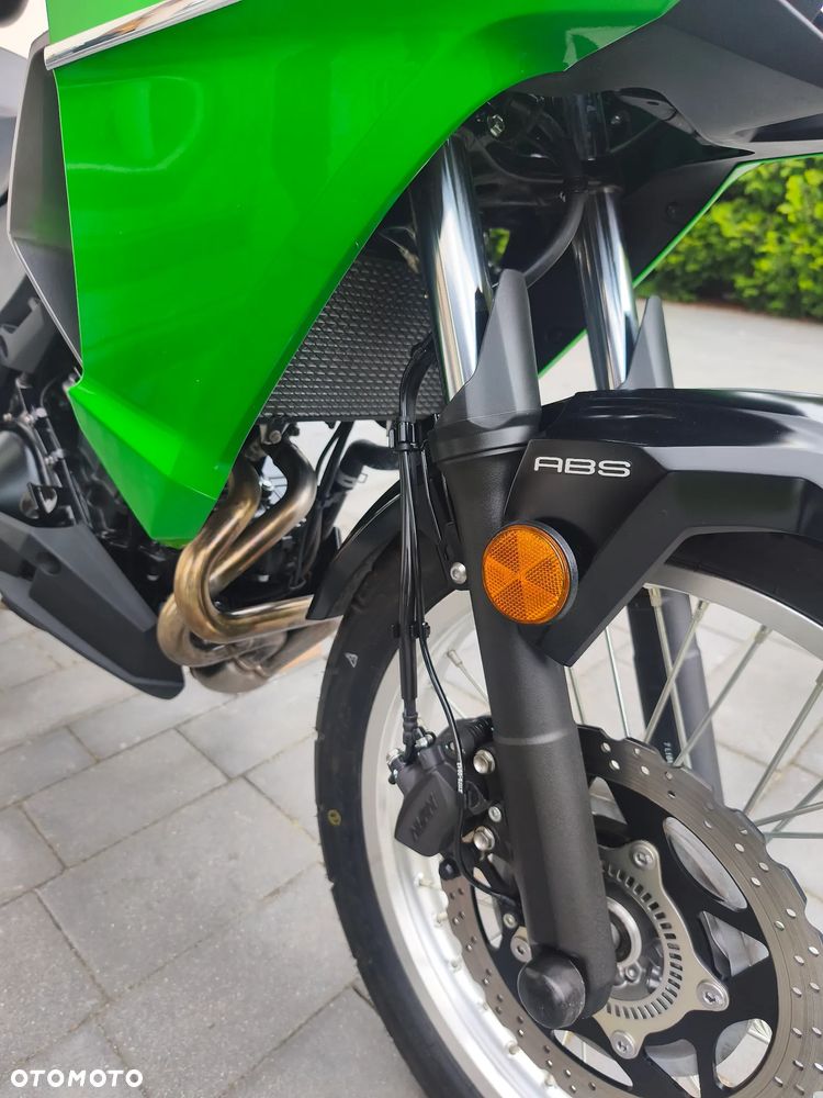 Kawasaki Versys-X 300 - 12