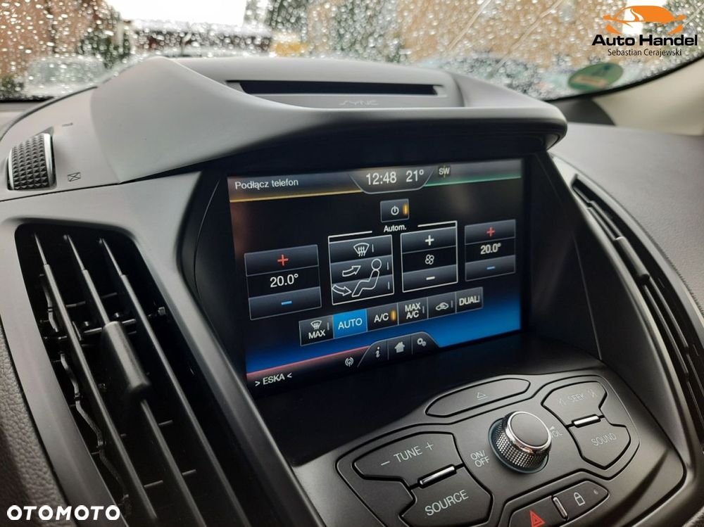Ford Kuga 1.5 EcoBoost 2x4 Titanium - 27