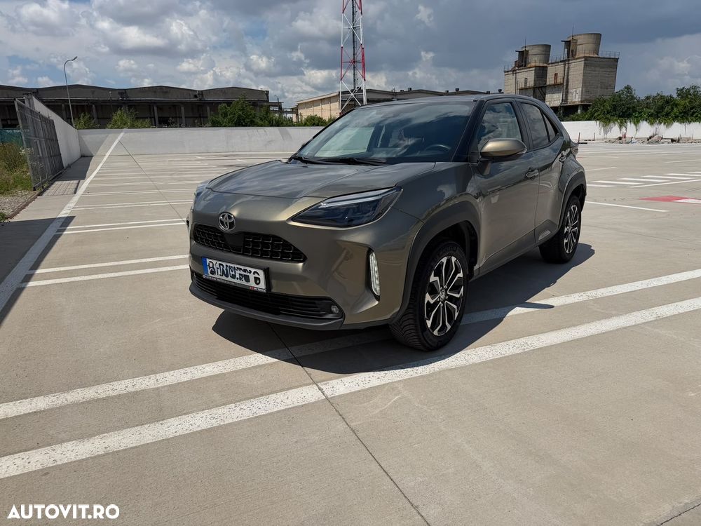 TOYOTA Yaris Cross 2023