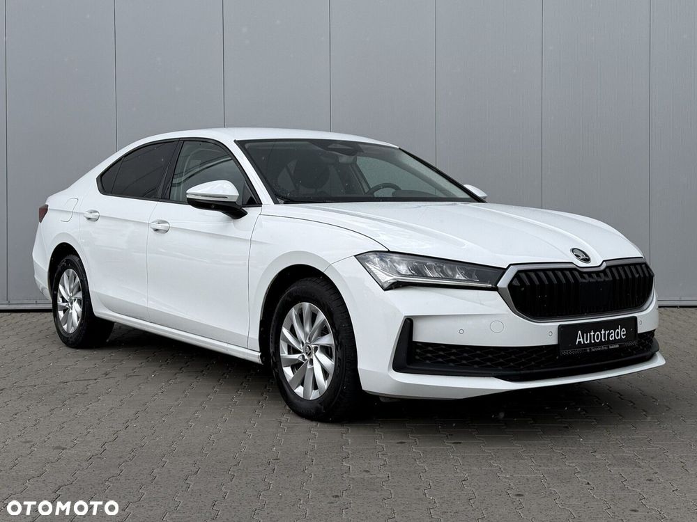 Skoda Superb 2.0 TDI SCR Essence DSG - 6