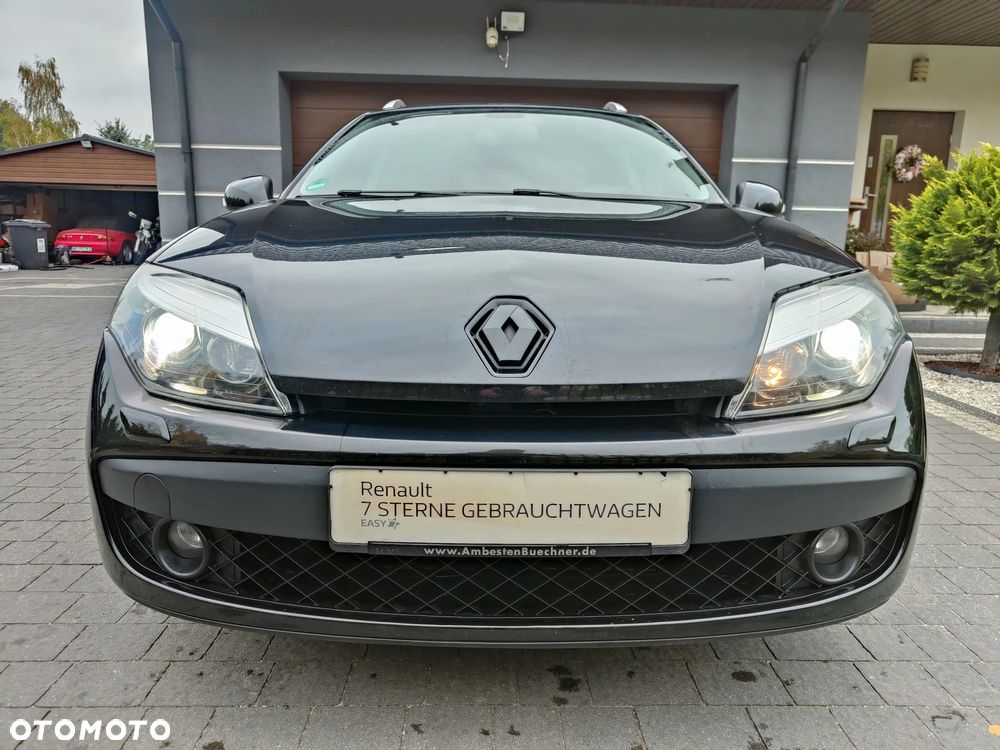 Renault Laguna dCi 150 FAP GT - 31