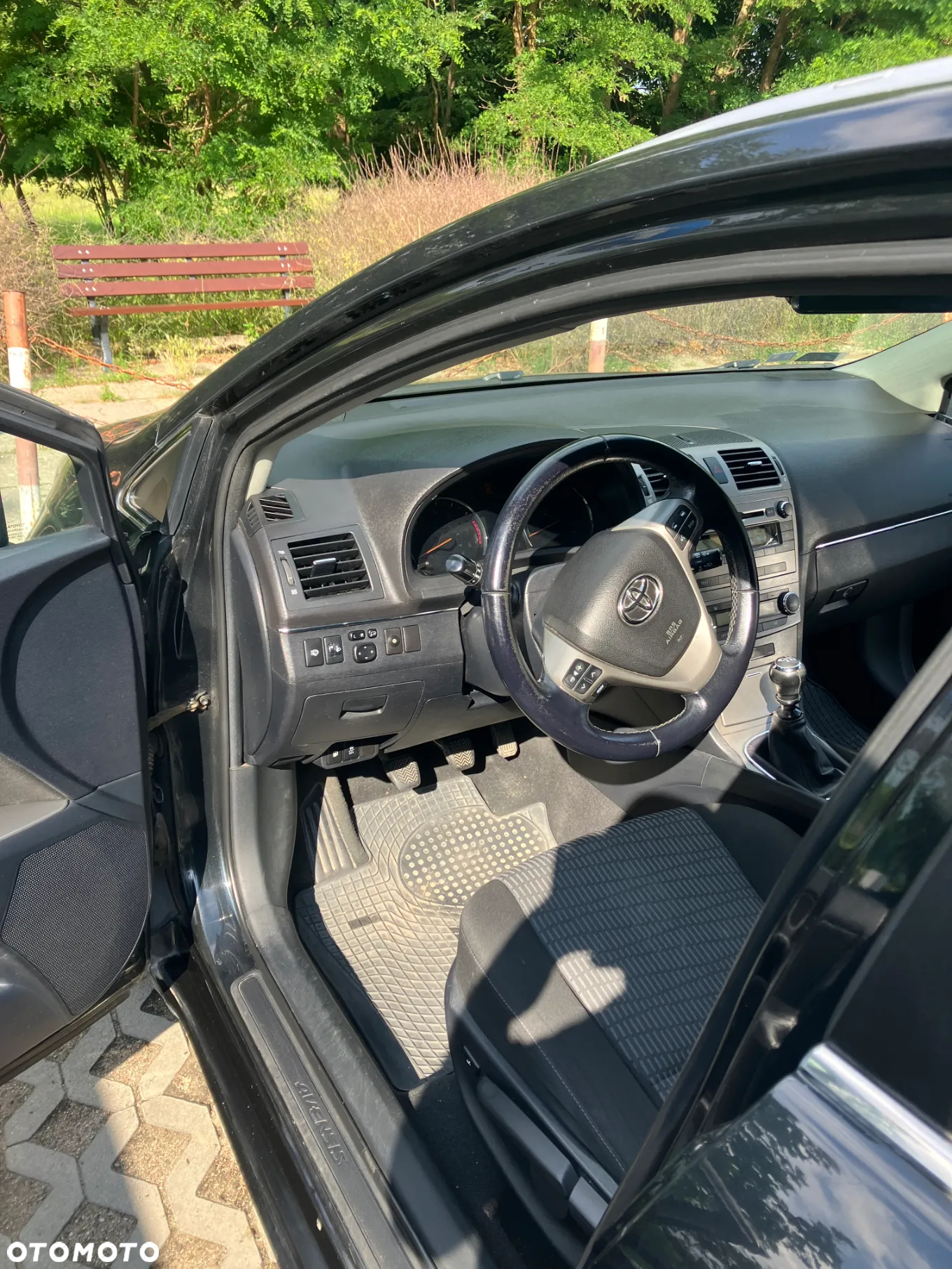 Toyota Avensis 1.8 Luna EU5 - 10