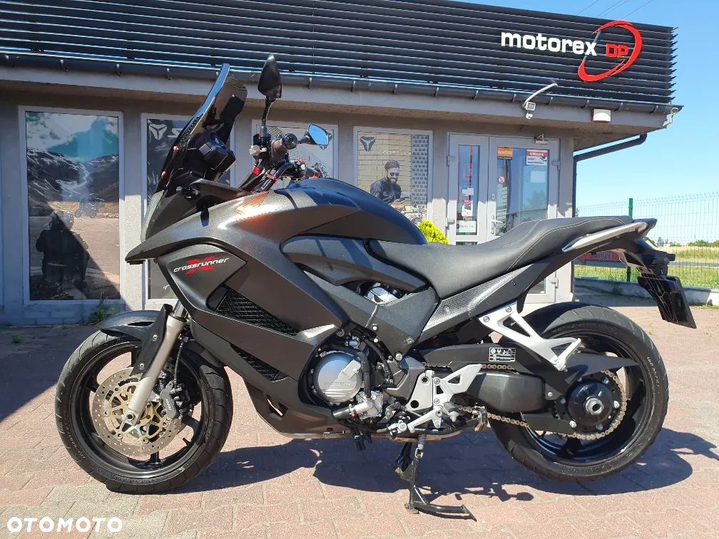 Honda VFR - 1