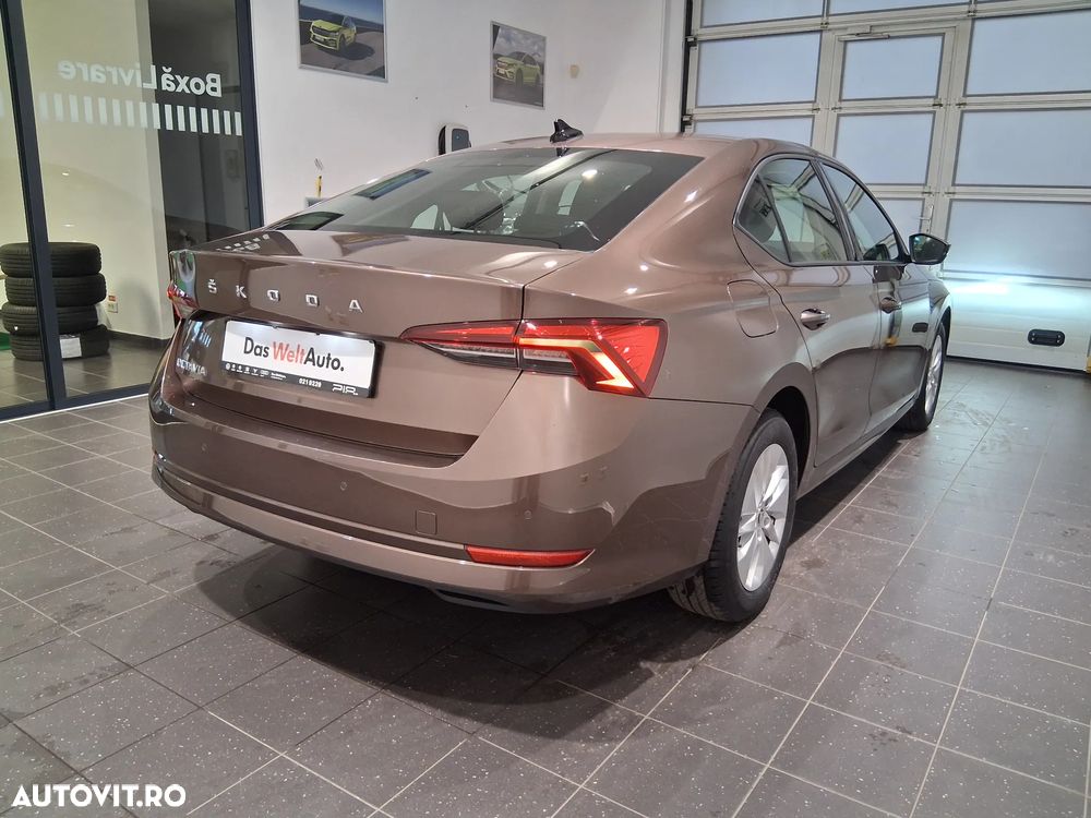 Skoda Octavia 2.0 TDI Ambition - 11