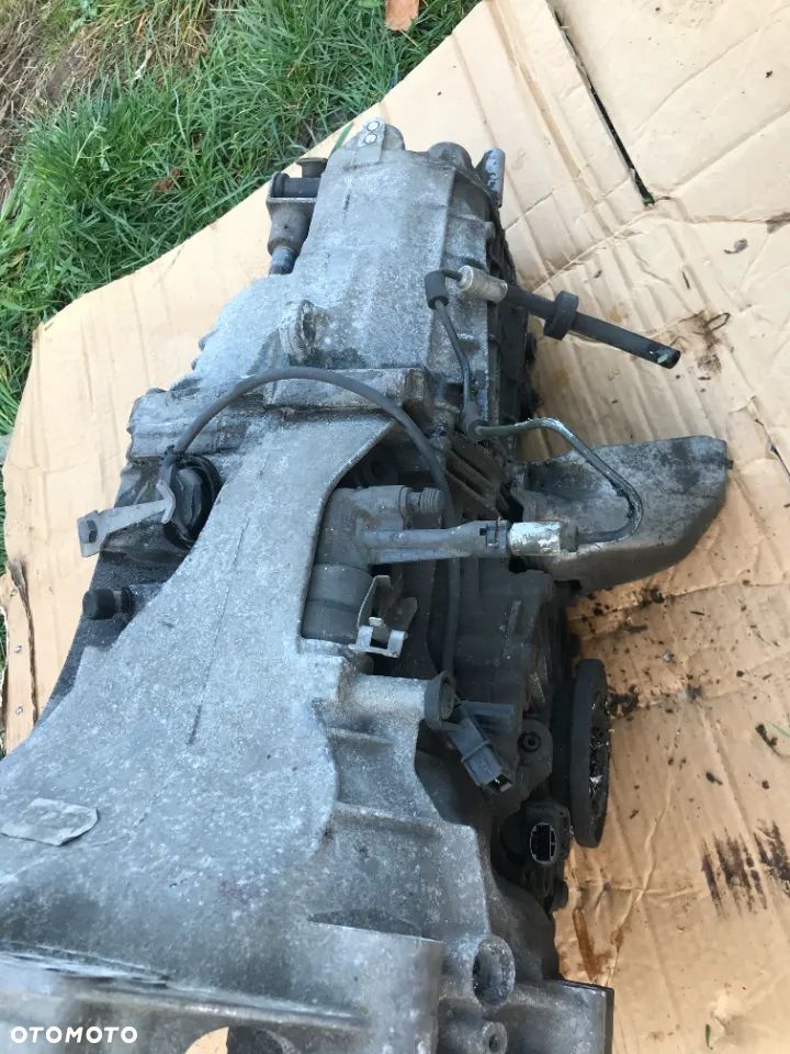 012301103AD SKRZYNIA AUDI VW  B5 1.6 - 7