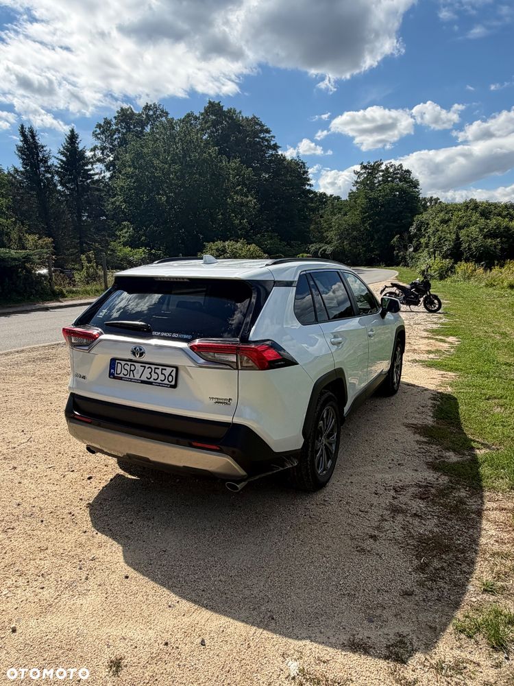 Toyota RAV4 - 2