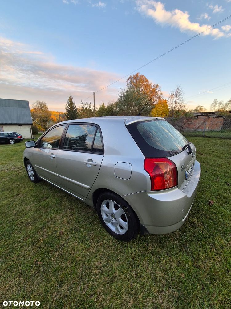 Toyota Corolla - 7