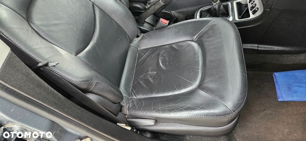 Fotel kierowcy pasażera kanapa tylna skóra skórzane Chevrolet HHR 2008r Europa - 9