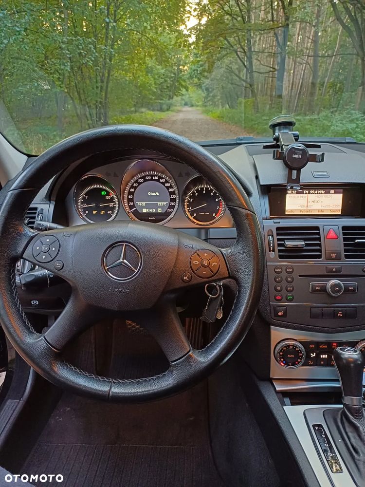 Mercedes-Benz Klasa C - 2