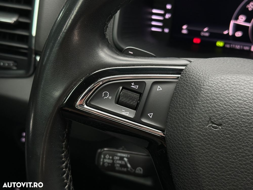 Skoda Karoq 1.6 TDI SCR DSG Style - 32