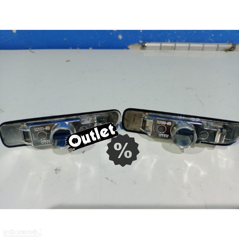 R147968C1 PISCAS LATERAIS BMW E46 98-01 ESCURECIDOS - 3