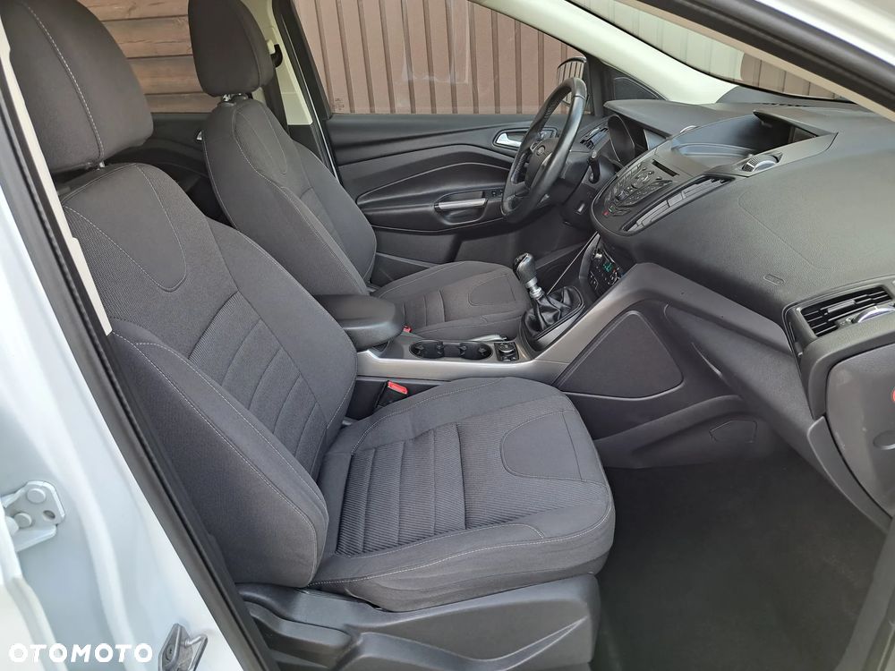 Ford Kuga 2.0 TDCi Titanium - 26