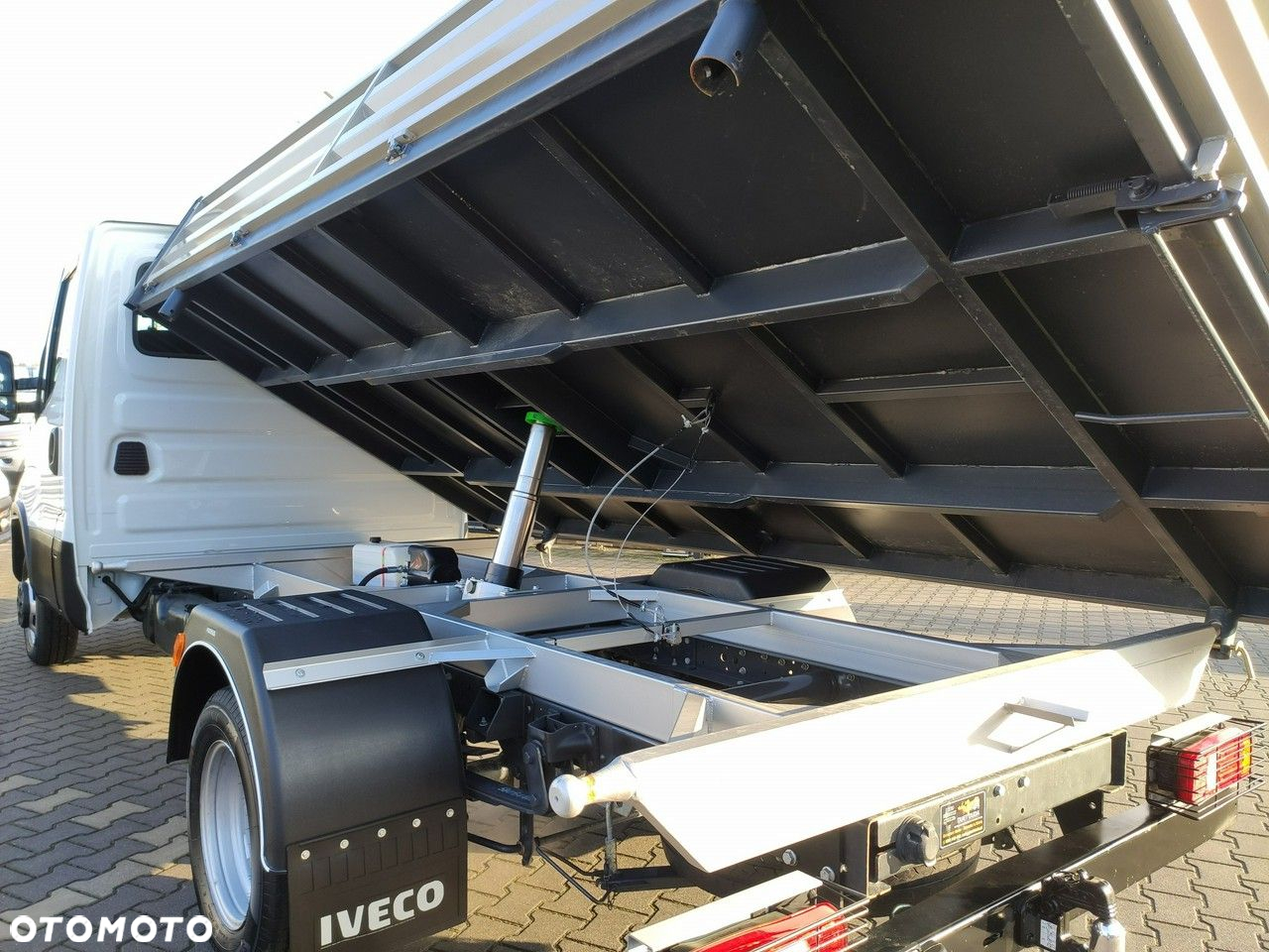 Iveco Daily 35C16 V - 9