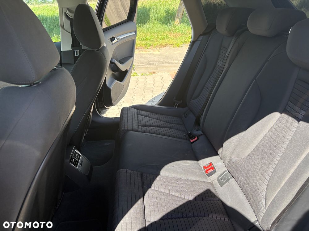Audi A3 Sportback 2.0 TDI S line Sportpaket - 11