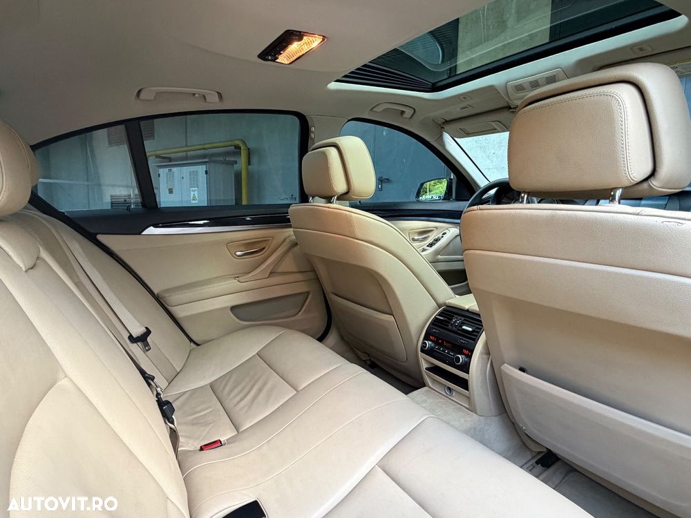 BMW Seria 5 520d Aut. - 10