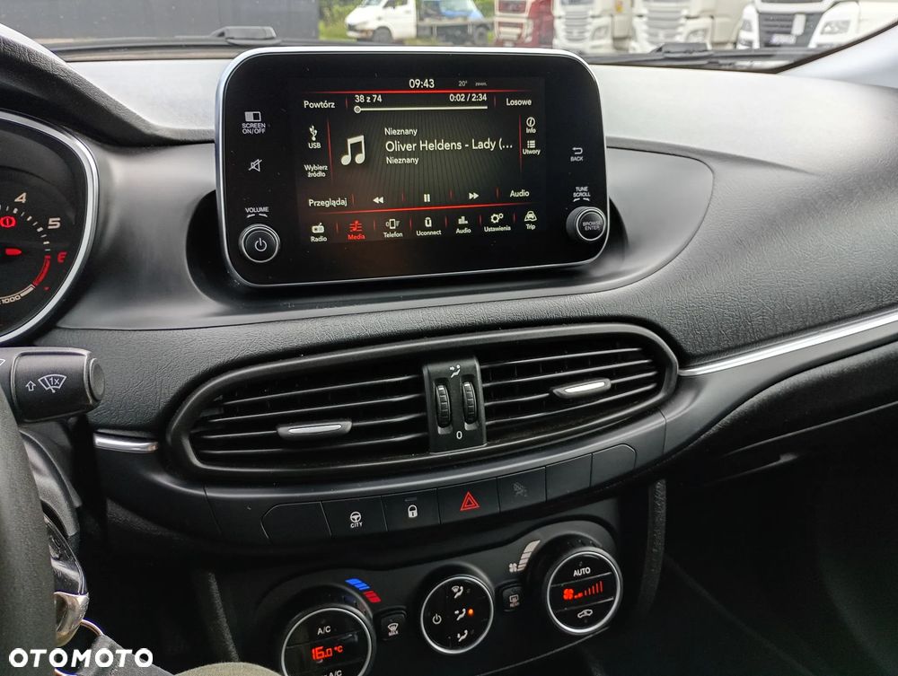 Fiat Tipo 1.4 16v Lounge - 30