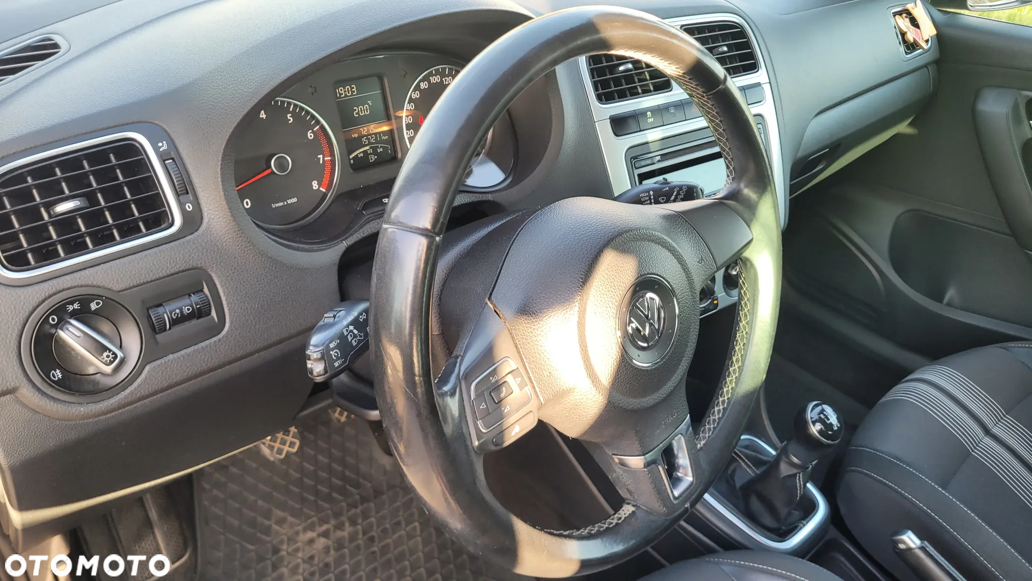 Volkswagen Polo - 4