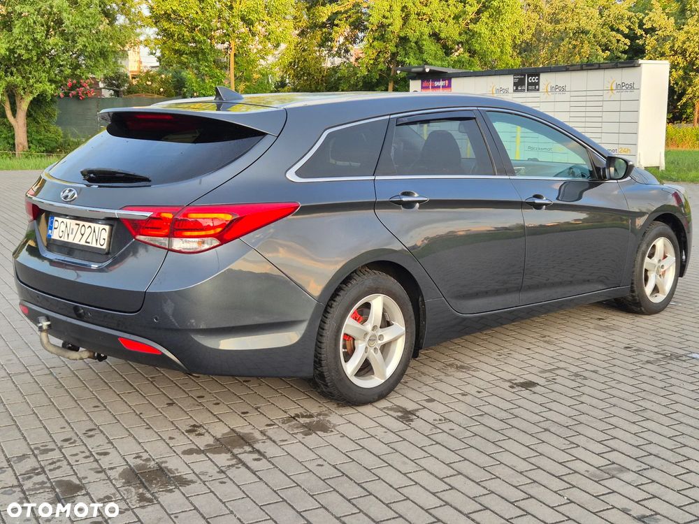 Hyundai i40 Kombi blue 1.7 CRDi Trend - 13