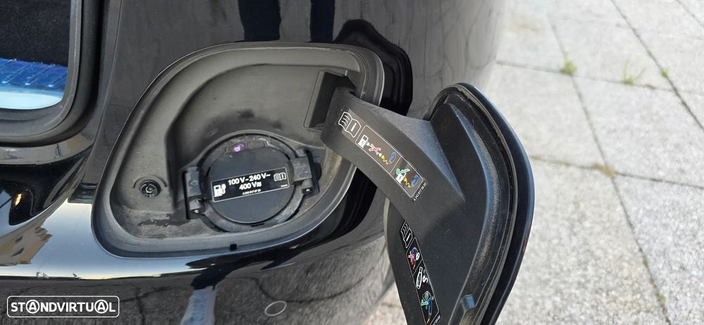 Mercedes-Benz C 300 de T 9G-TRONIC AMG Line - 15