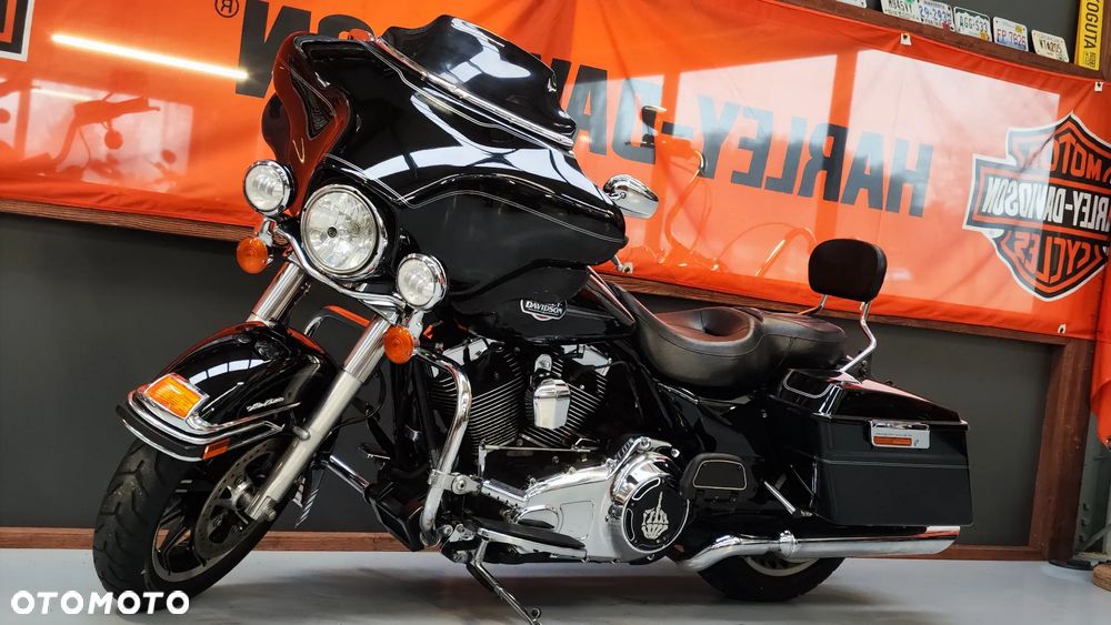 Harley-Davidson Touring Electra Glide - 2