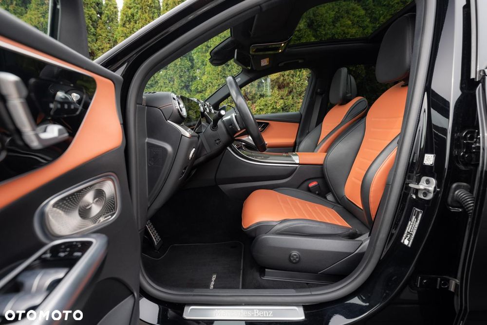 Mercedes-Benz GLC 300 mHEV 4-Matic AMG Line - 13