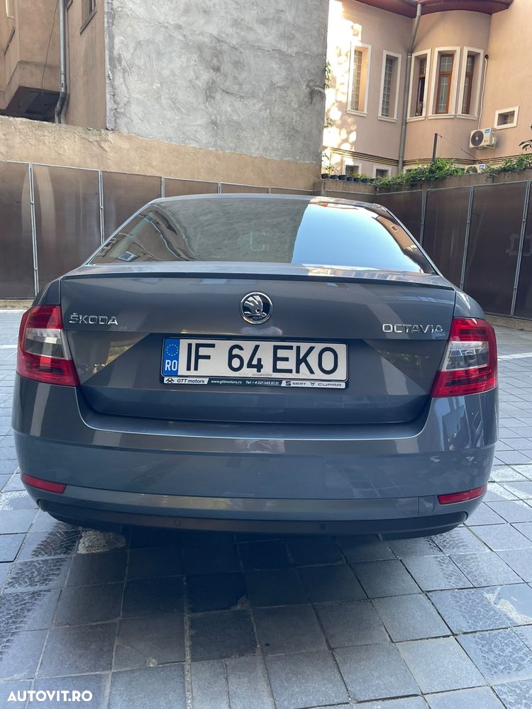 Skoda Octavia - 8