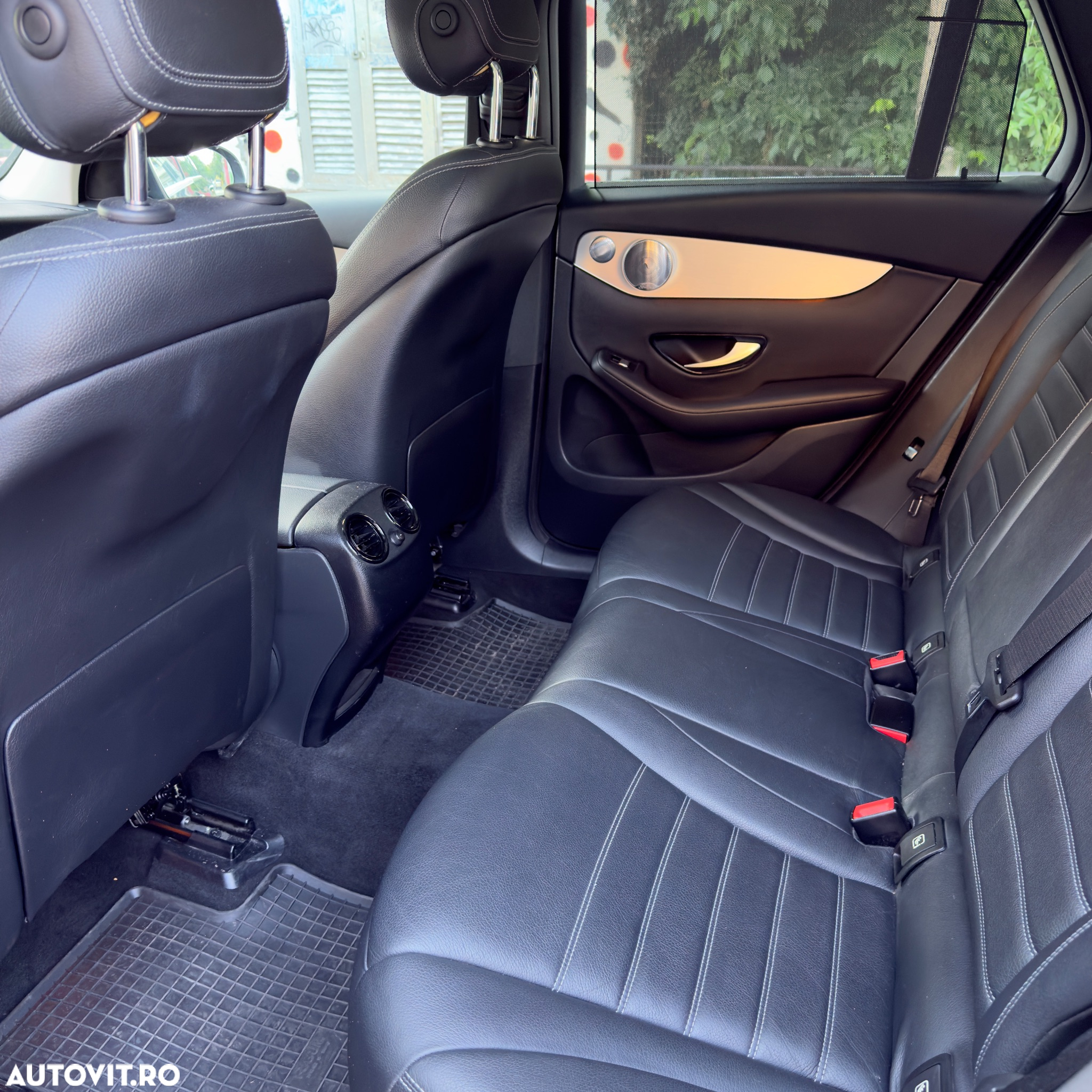 Mercedes-Benz GLC 250 4MATIC - 14